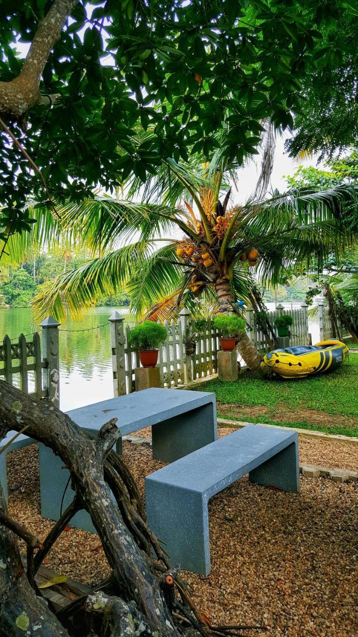 Luvi Lucas River Side Weligama Exteriér fotografie